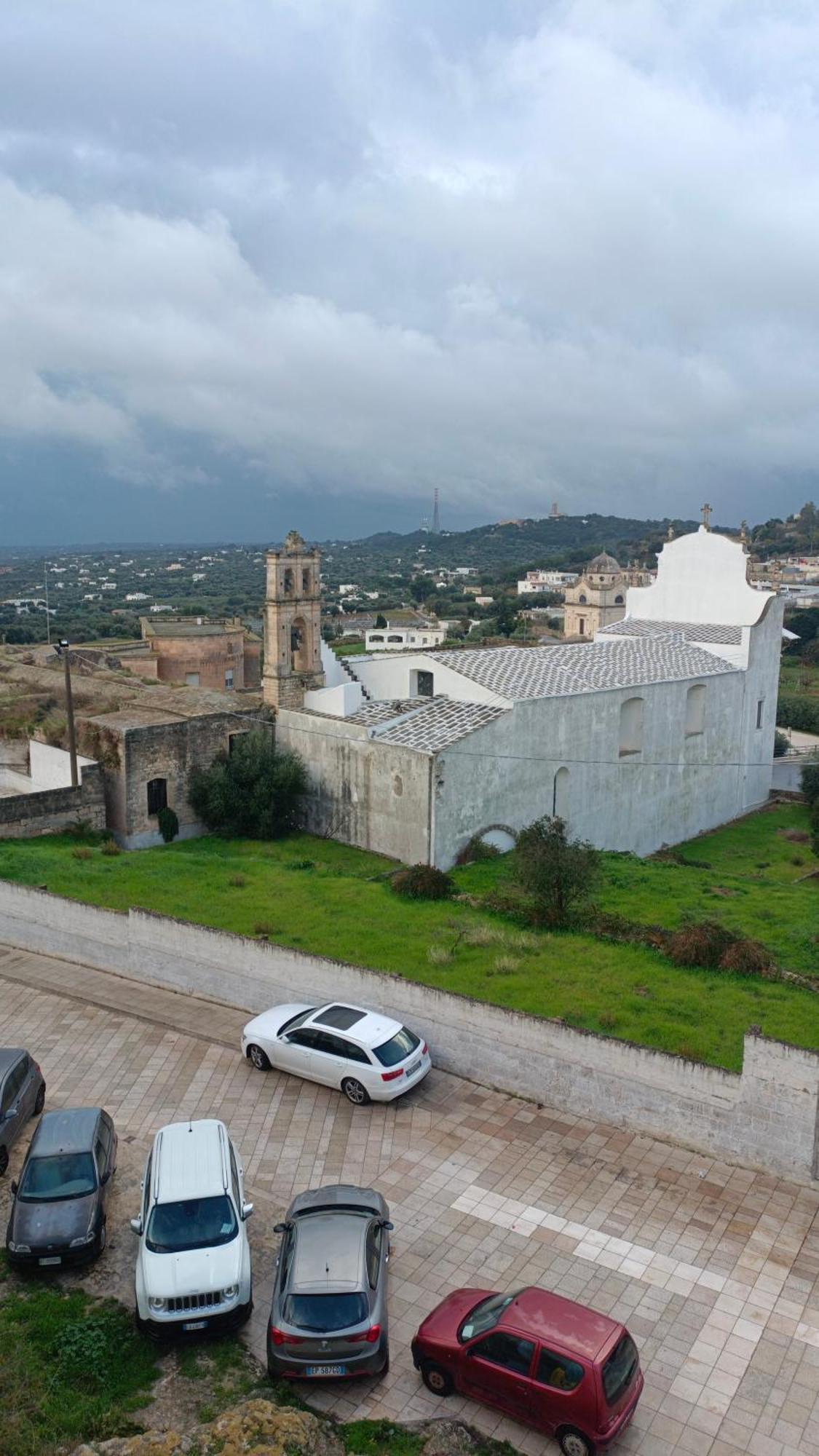 Che Vista!! Ostuni ,Sulle Bianche Mura Con Vista Mozzafiato Exterior photo
